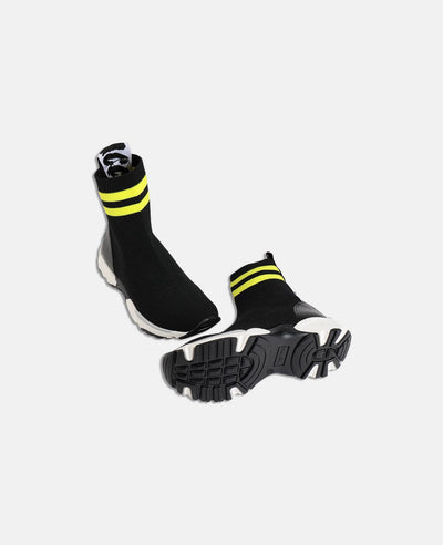 High Trainer With Logo