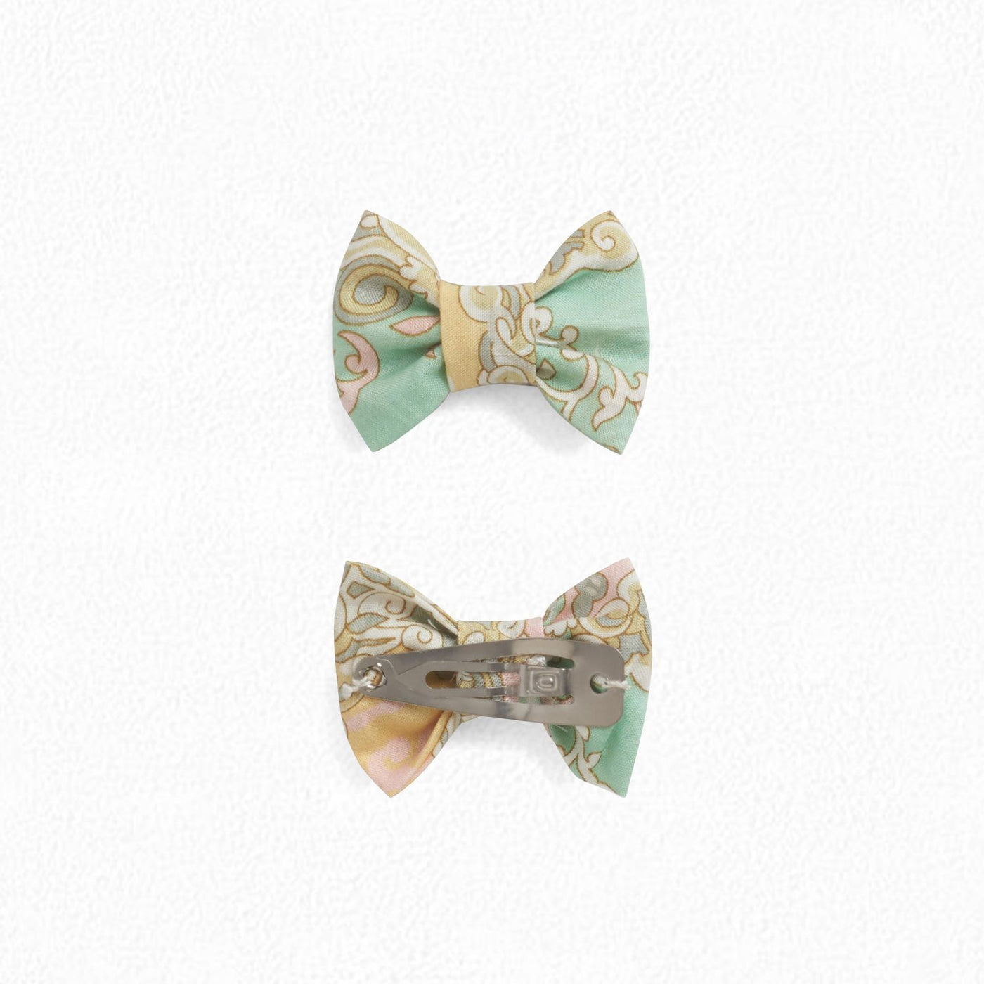 SET OF 2 HAIR CLIPS