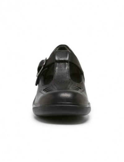 clarks pupil in black
