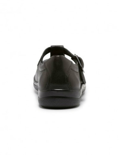 clarks pupil in black